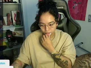 alesyahampton